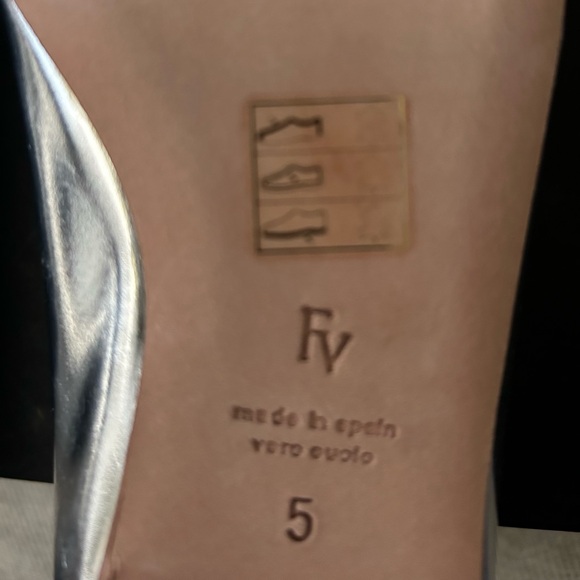 New Frances Valentine Shoes Silver Rhinestones Metallic Flats Leather Josephine - Picture 8 of 9